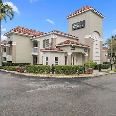Extended Stay America Suites - Miami - Airport - Blue Lagoon Экстерьер фото
